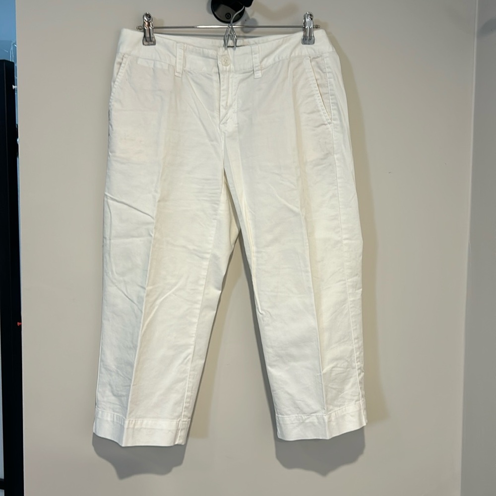 White cropped summer pants